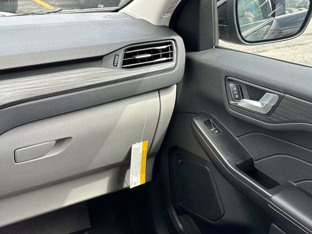 2026 Ford Escape Platinum