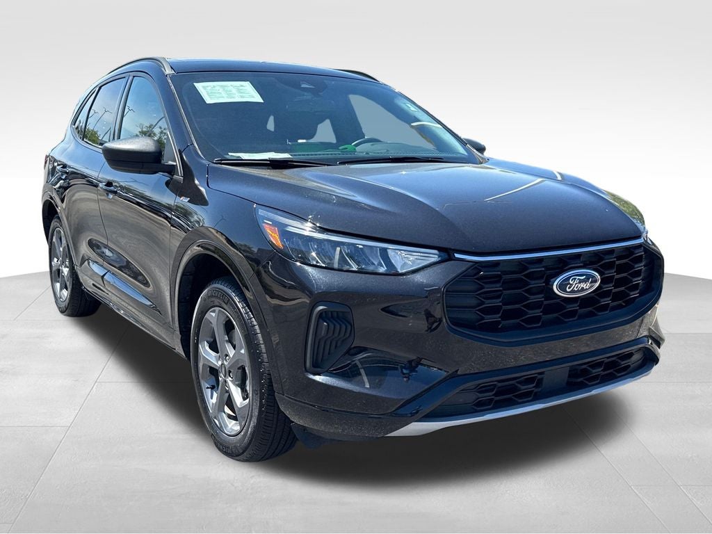 2024 Ford Escape ST-Line Certified AWD Near Milwaukee WI