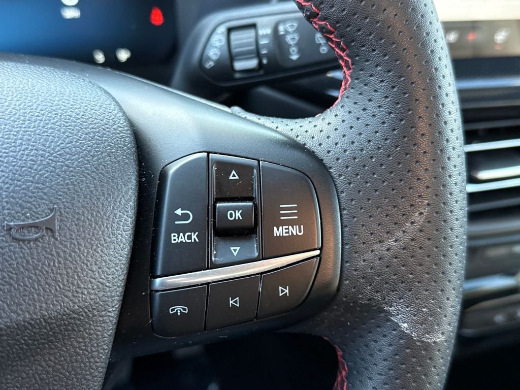 2023 Ford Escape Hybrid ST-Line Select Certified AWD Near Milwaukee WI