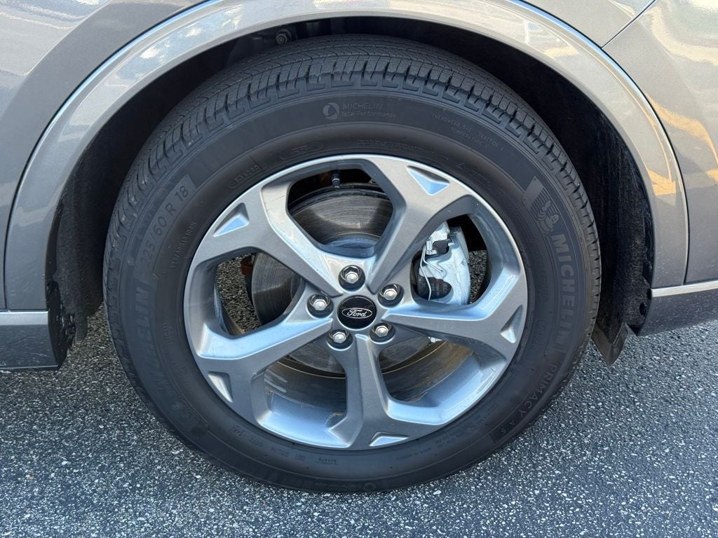 2023 Ford Escape Hybrid ST-Line Select Certified AWD Near Milwaukee WI