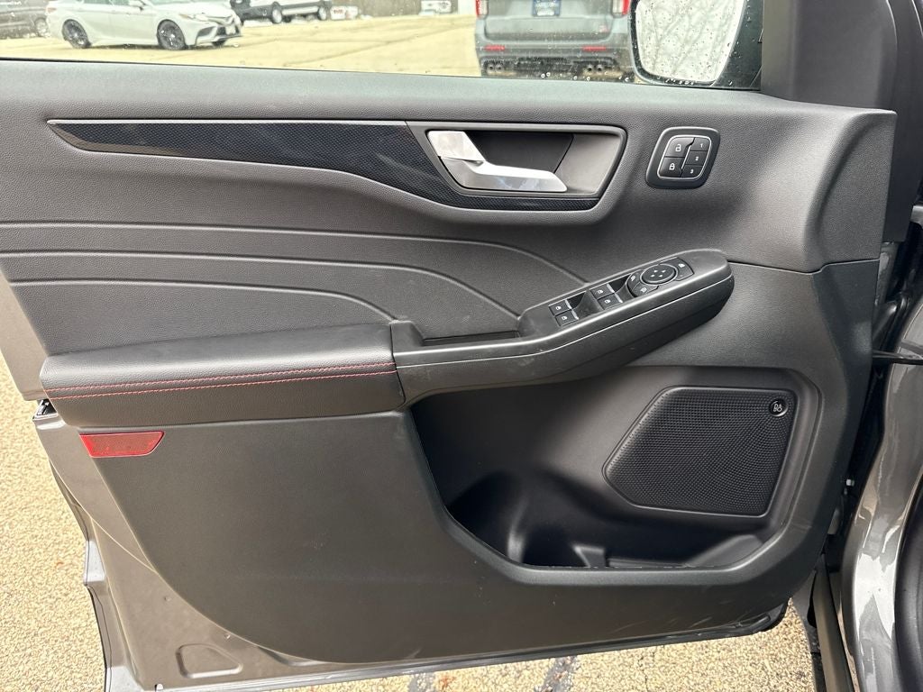 2026 Ford Escape Hybrid ST-Line Select