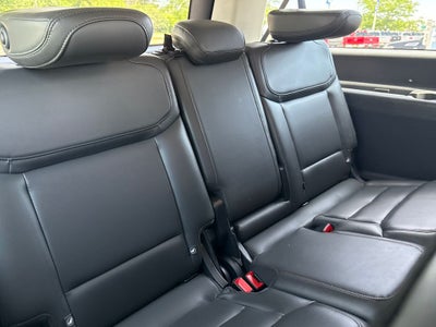 2025 Ford Expedition Max Active Certified 4WD Near Milwaukee WI