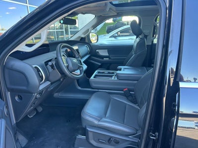 2025 Ford Expedition Max Active Certified 4WD Near Milwaukee WI