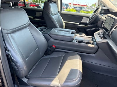 2025 Ford Expedition Max Active Certified 4WD Near Milwaukee WI