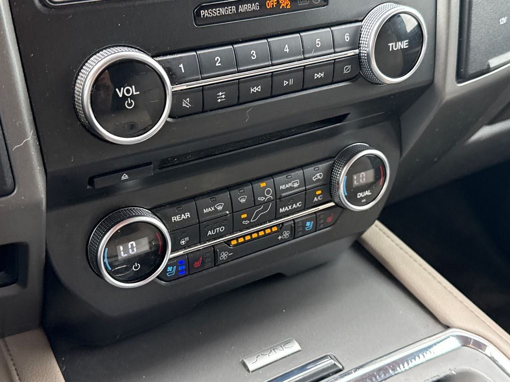 2018 Ford Expedition Max XLT 4WD Near Milwaukee WI