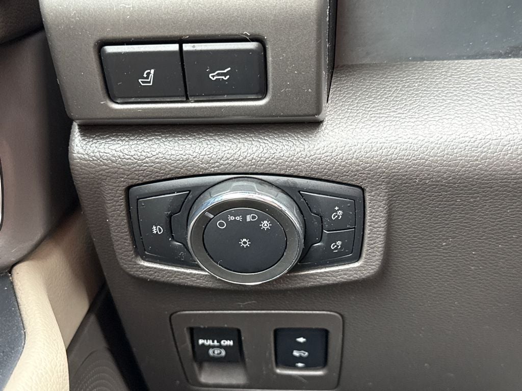 2018 Ford Expedition Max XLT 4WD Near Milwaukee WI