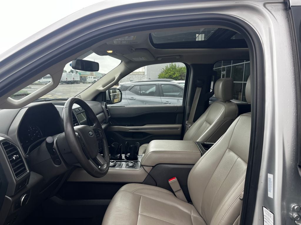 2019 Ford Expedition Max XLT 4WD Near Milwaukee WI