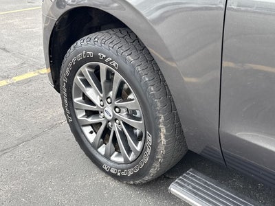 2021 Ford Expedition Max Limited 4WD Near Milwaukee WI