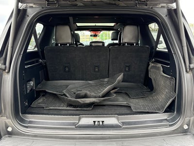 2021 Ford Expedition Max Limited 4WD Near Milwaukee WI