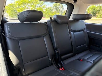 2025 Ford Expedition Active Certified 4WD Near Milwaukee WI