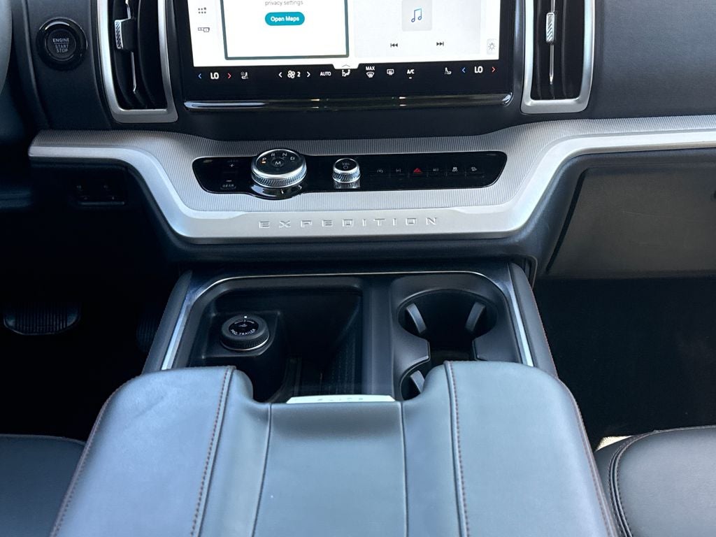 2025 Ford Expedition Active Certified 4WD Near Milwaukee WI