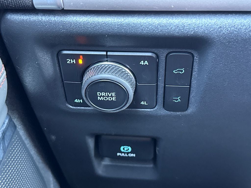 2025 Ford Expedition Active Certified 4WD Near Milwaukee WI