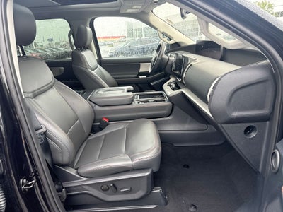 2025 Ford Expedition Active FORD GOLD CERTIFIED
