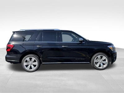 2022 Ford Expedition Platinum Certified 4WD Near Milwaukee WI