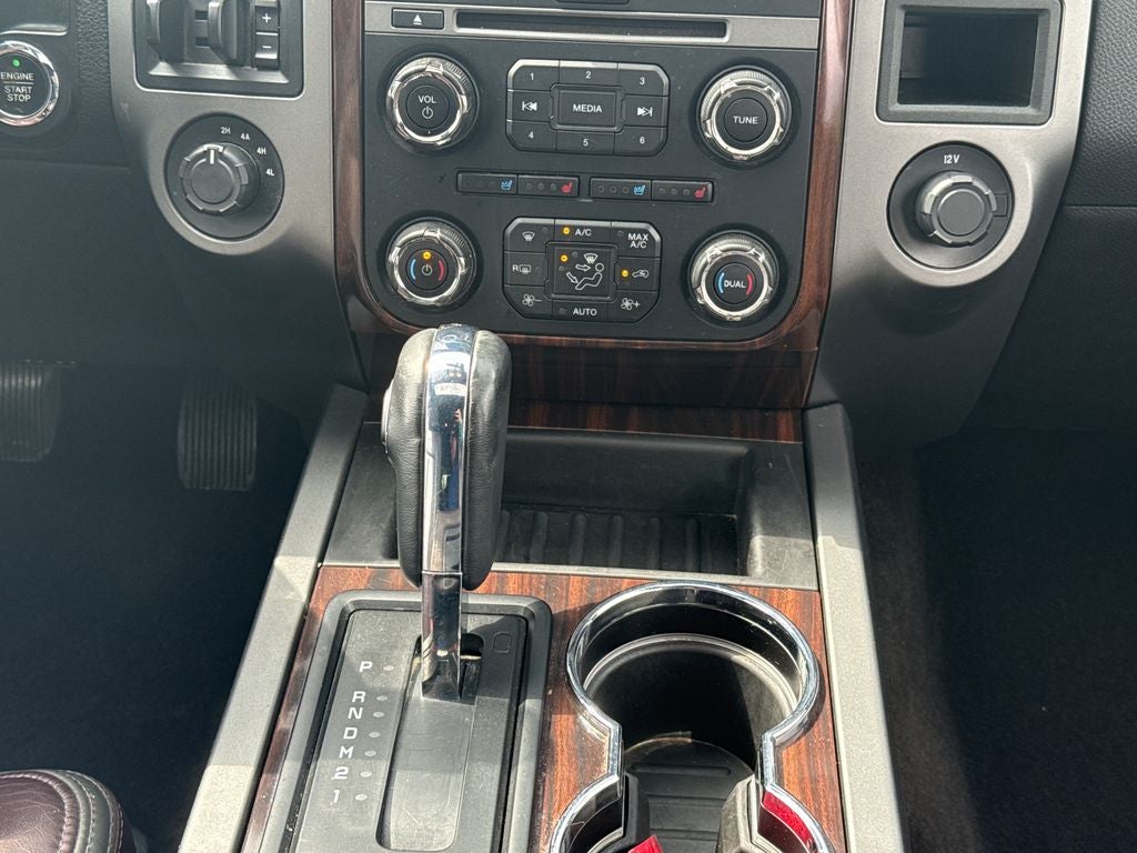 2016 Ford Expedition Platinum 4WD Near Milwaukee WI