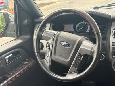 2016 Ford Expedition Platinum 4WD Near Milwaukee WI