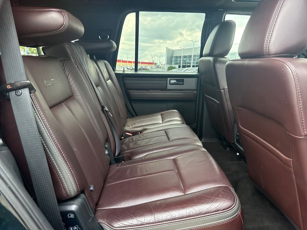 2016 Ford Expedition Platinum 4WD Near Milwaukee WI