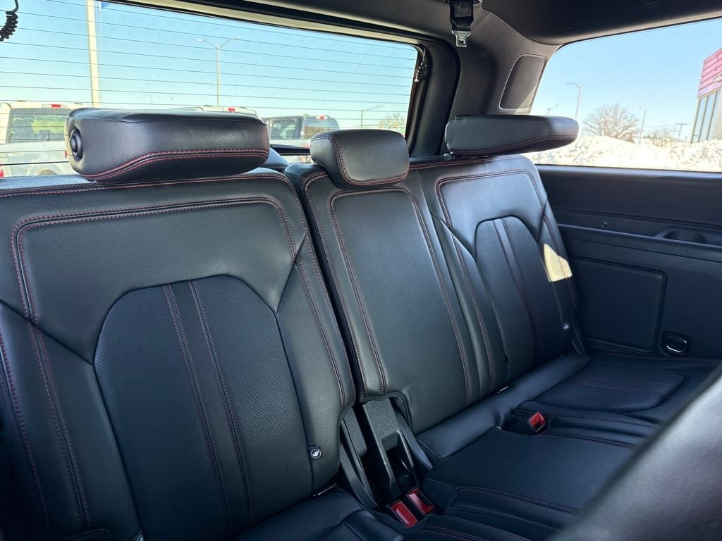 2022 Ford Expedition Limited Stealth Performance Certified 4WD Near Milwaukee W