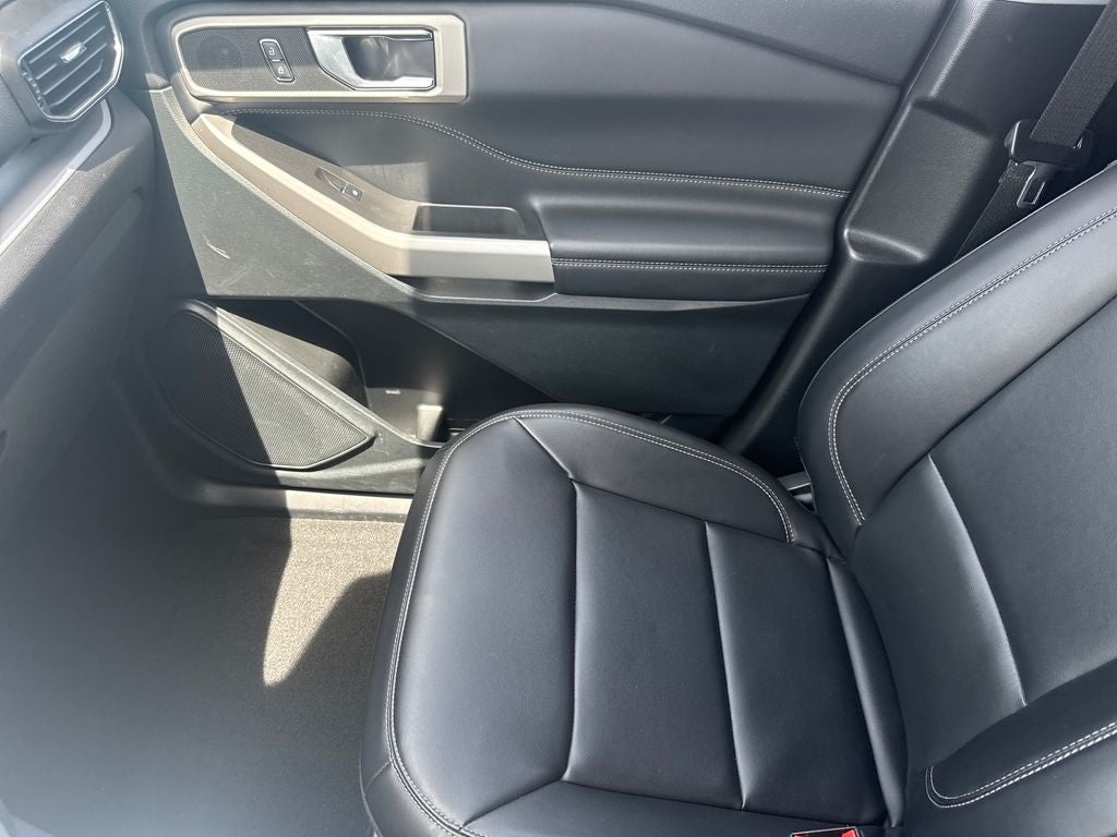 2024 Ford Explorer XLT Certified 4WD Near Milwaukee WI
