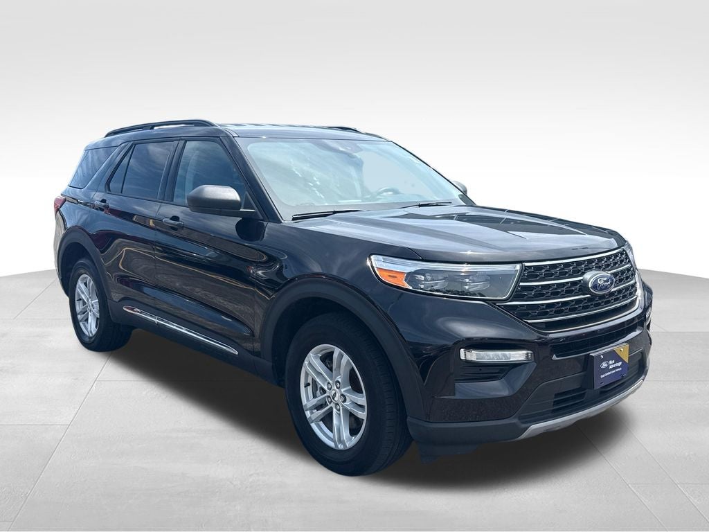 2024 Ford Explorer XLT Certified 4WD Near Milwaukee WI