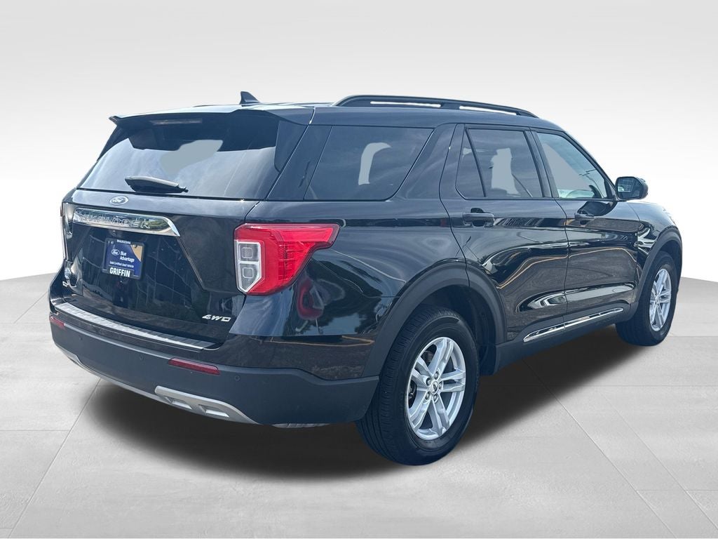 2024 Ford Explorer XLT Certified 4WD Near Milwaukee WI