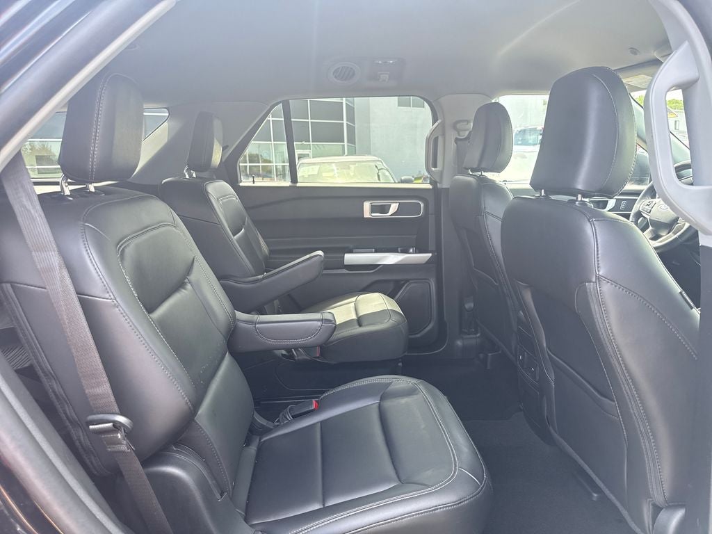 2024 Ford Explorer XLT Certified 4WD Near Milwaukee WI