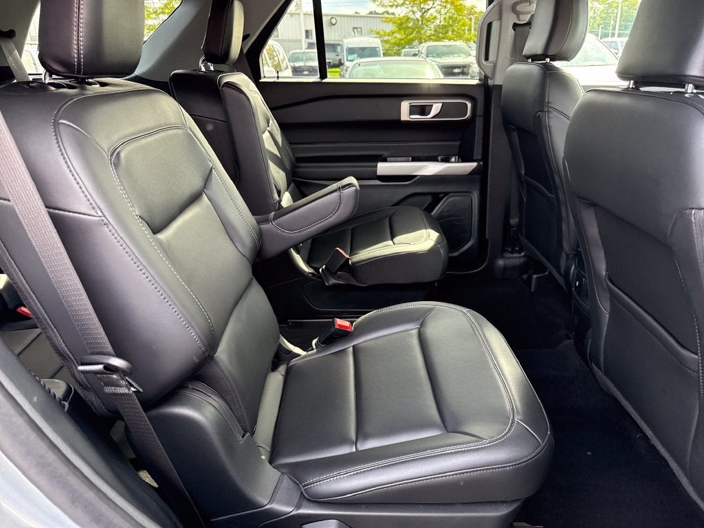 2024 Ford Explorer XLT FORD GOLD CERTIFIED