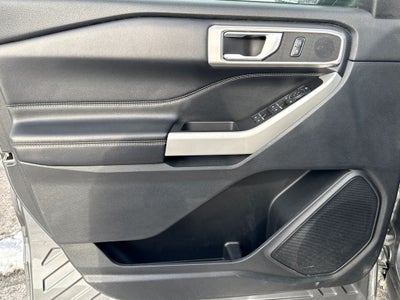 2022 Ford Explorer XLT Blue Certified 4WD Near Milwaukee WI