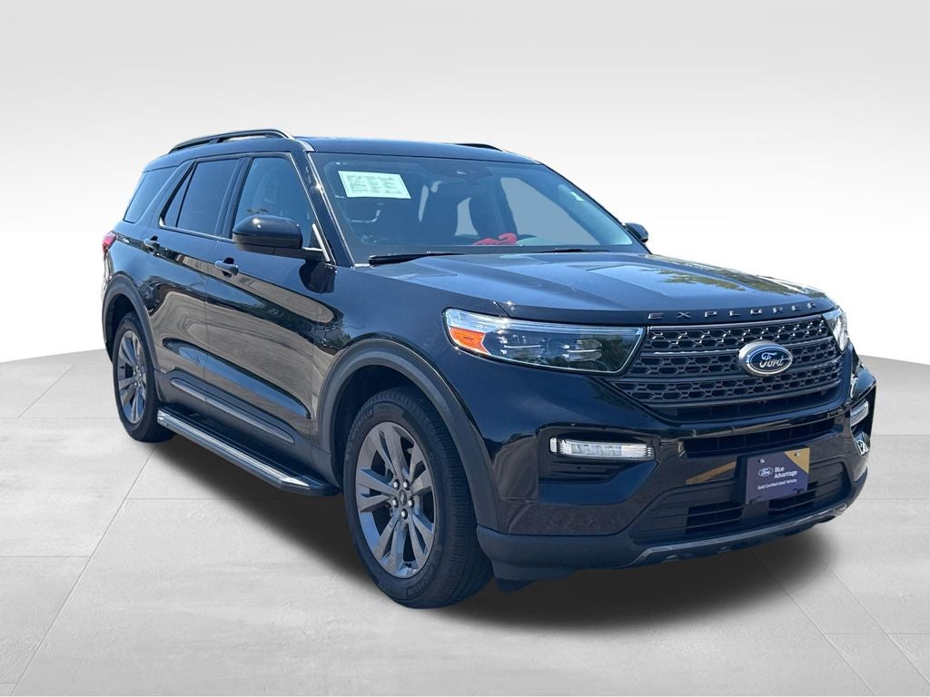 2023 Ford Explorer XLT Certified 4WD Near Milwaukee WI