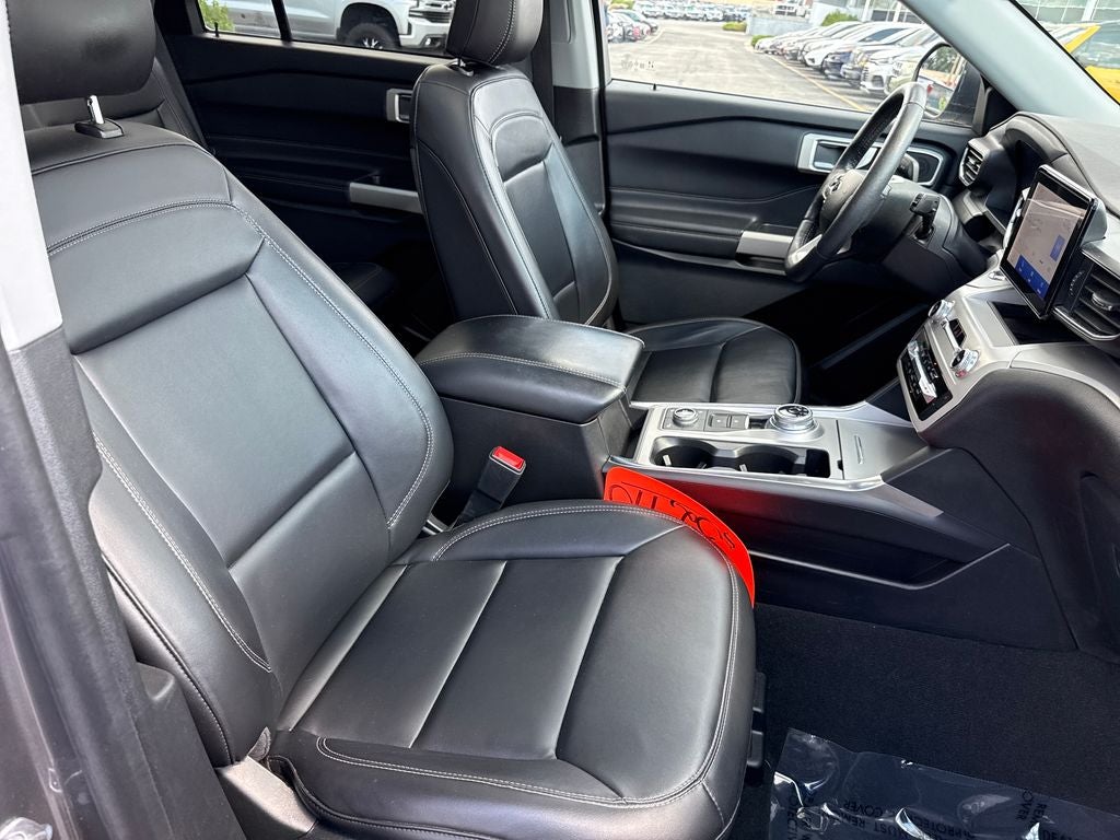 2023 Ford Explorer XLT FORD GOLD CERTIFIED