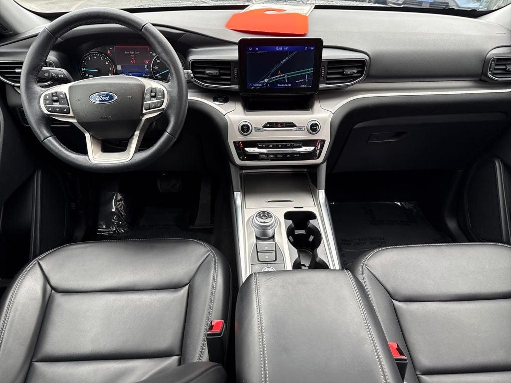 2023 Ford Explorer XLT Certified 4WD Near Milwaukee WI