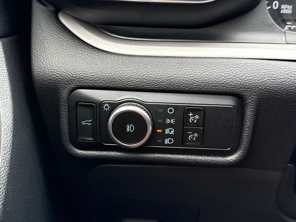 2023 Ford Explorer XLT Certified 4WD Near Milwaukee WI