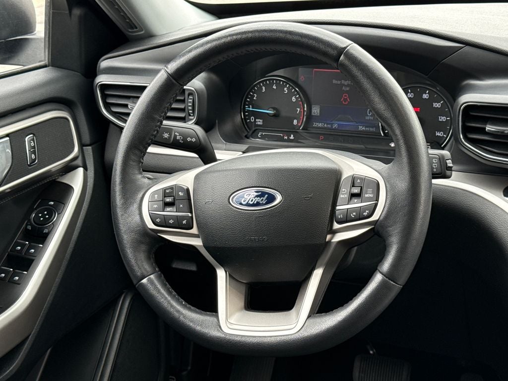 2024 Ford Explorer XLT Certified 4WD Near Milwaukee WI