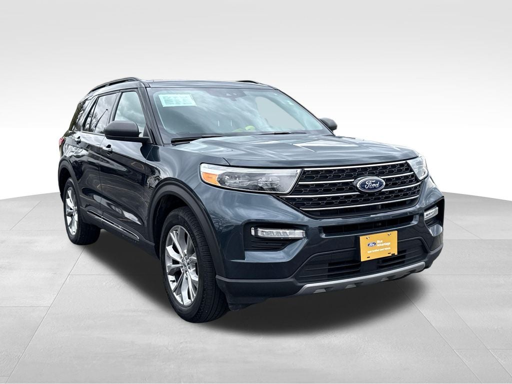 2024 Ford Explorer XLT Certified 4WD Near Milwaukee WI