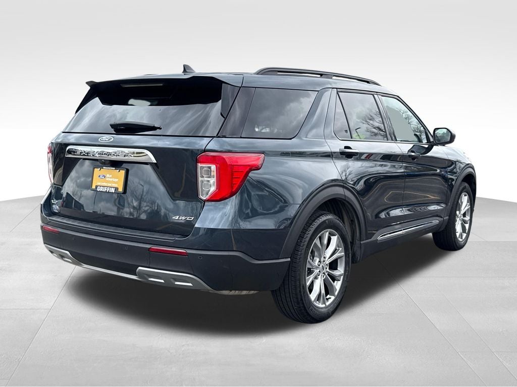 2024 Ford Explorer XLT Certified 4WD Near Milwaukee WI