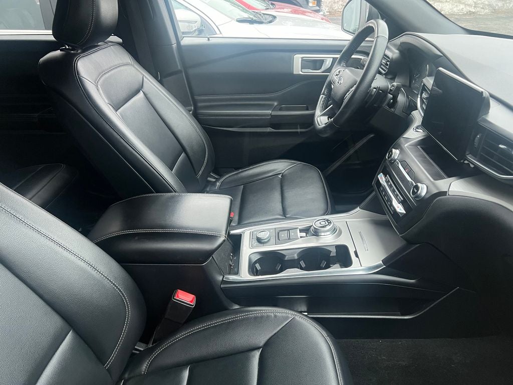 2020 Ford Explorer XLT Blue Certified 4WD Near Milwaukee WI