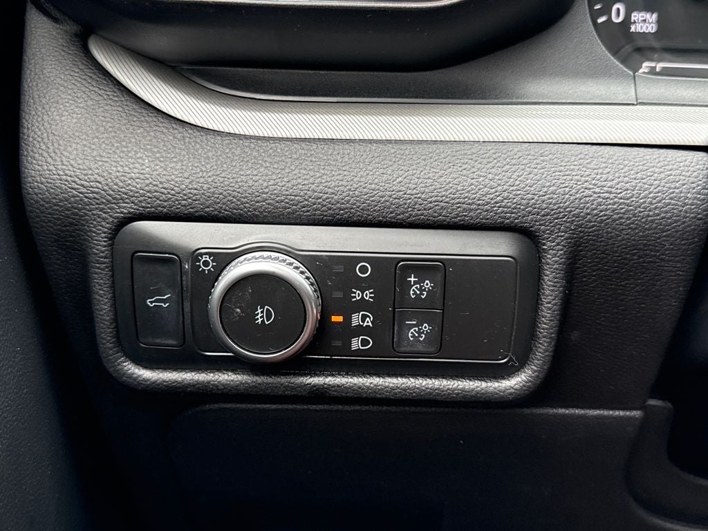 2022 Ford Explorer XLT Certified 4WD Near Milwaukee WI