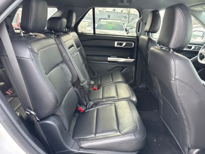 2023 Ford Explorer XLT Certified 4WD Near Milwaukee WI