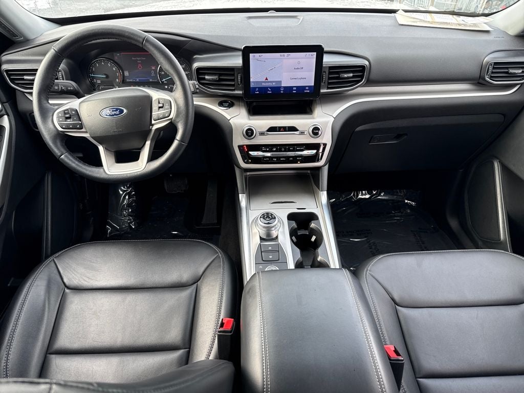 2023 Ford Explorer XLT Certified 4WD Near Milwaukee WI