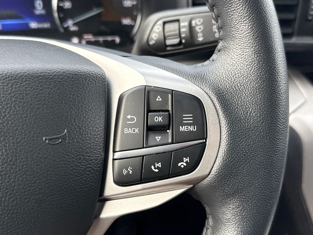 2023 Ford Explorer XLT Certified 4WD Near Milwaukee WI