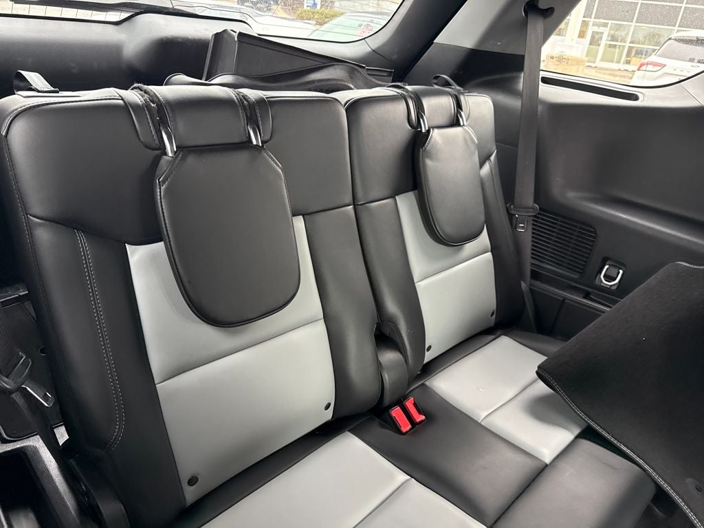 2023 Ford Explorer XLT Certified 4WD Near Milwaukee WI