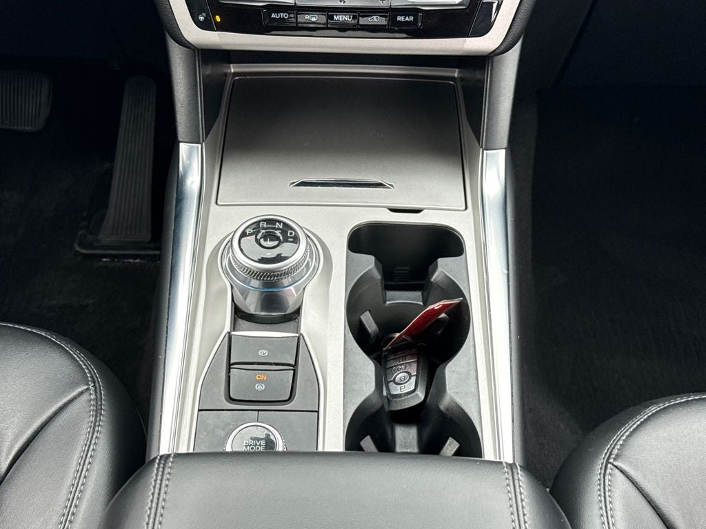 2023 Ford Explorer XLT Certified 4WD Near Milwaukee WI