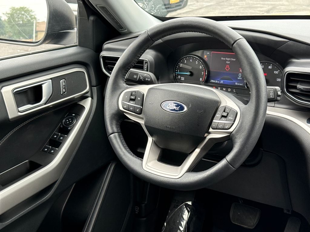 2024 Ford Explorer XLT Certified 4WD Near Milwaukee WI