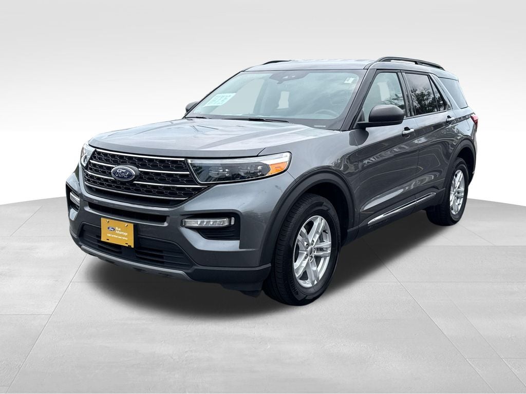 2024 Ford Explorer XLT Certified 4WD Near Milwaukee WI