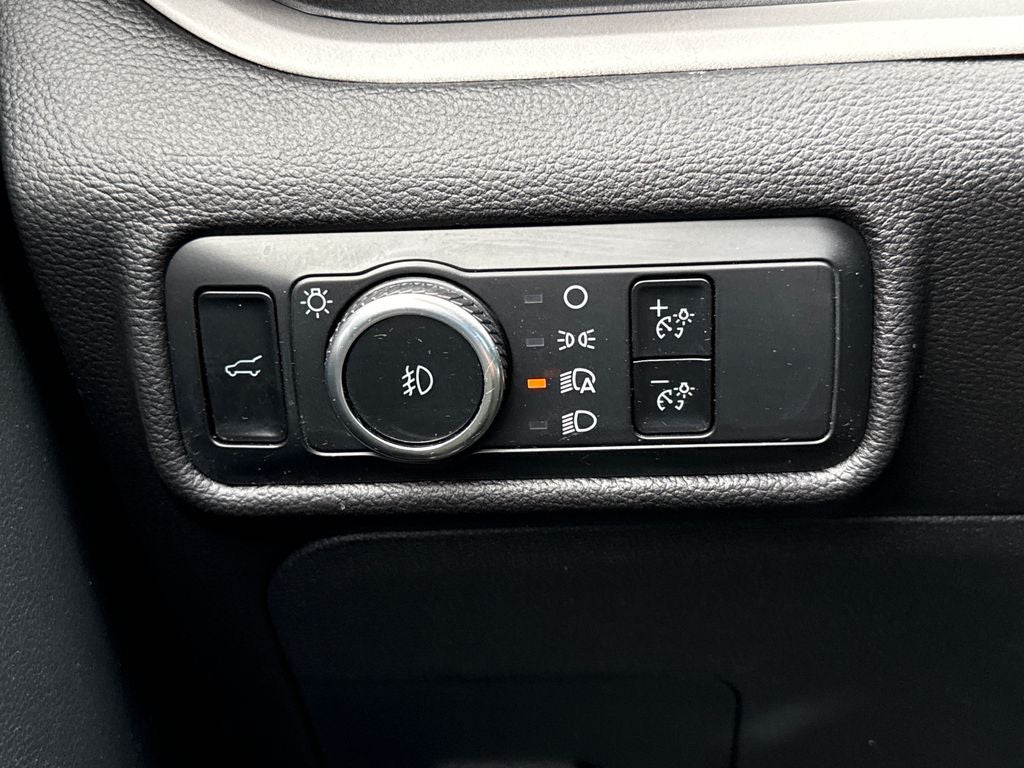 2024 Ford Explorer XLT Certified 4WD Near Milwaukee WI