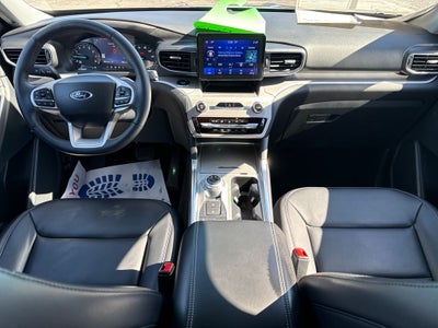 2023 Ford Explorer XLT Certified 4WD Near Milwaukee WI