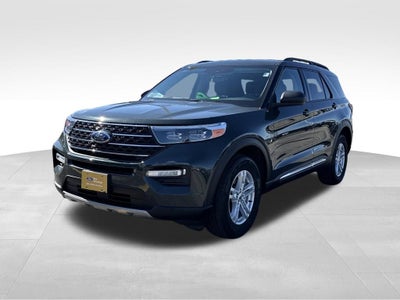 2023 Ford Explorer XLT Certified 4WD Near Milwaukee WI