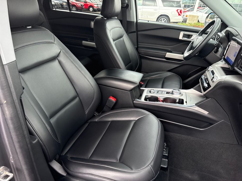 2023 Ford Explorer XLT FORD GOLD CERTIFIED