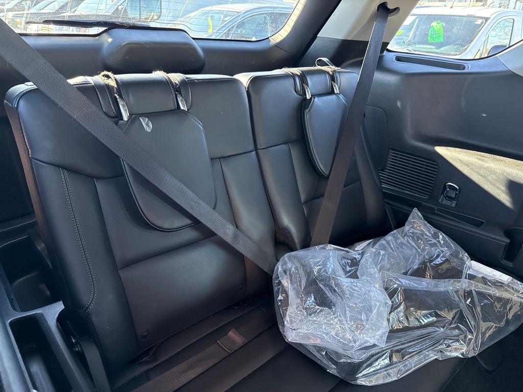 2023 Ford Explorer XLT Certified 4WD Near Milwaukee wI