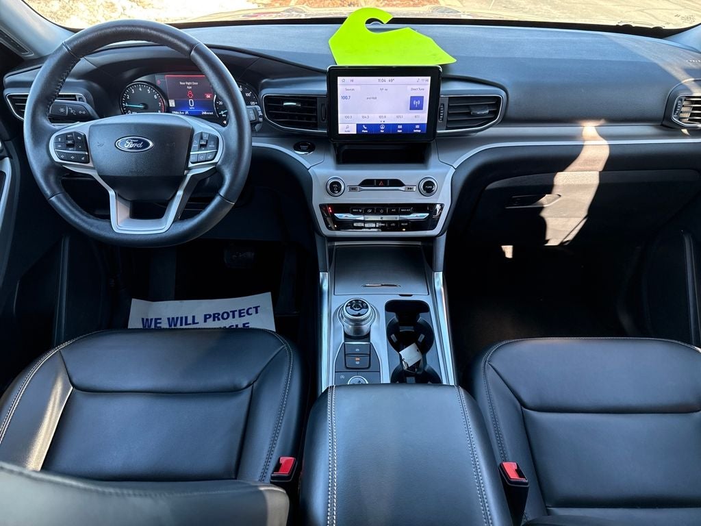 2023 Ford Explorer XLT Certified 4WD Near Milwaukee wI